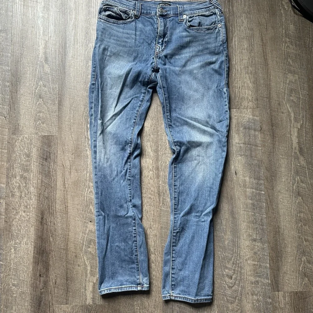 True Religion Rocco Relaxed Skinny Jeans Mens Sz 34 X 32 Dark Blue Wash Denim